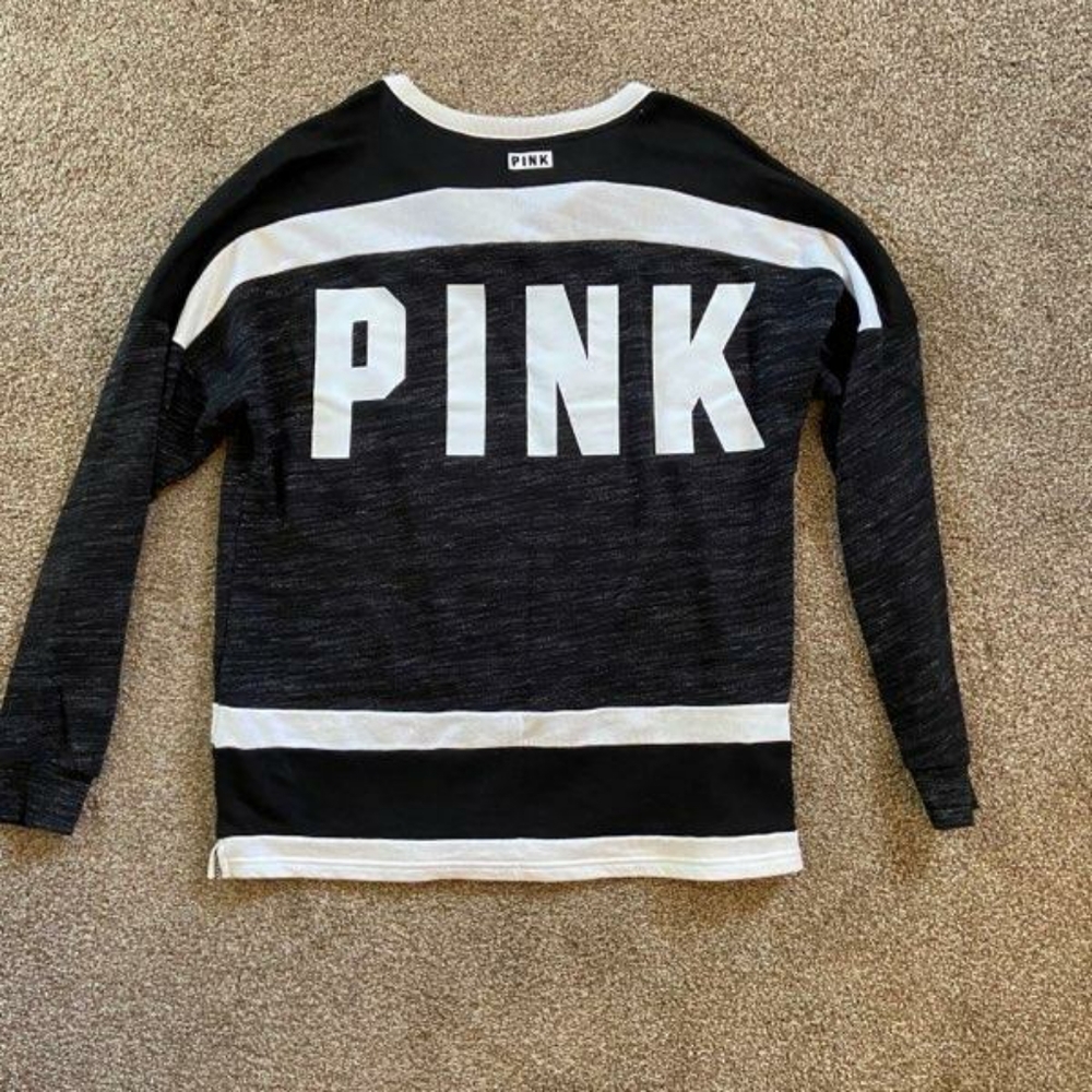 Long Sleeve Size M